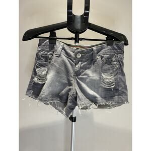 YNO Women's size 5 Shorts